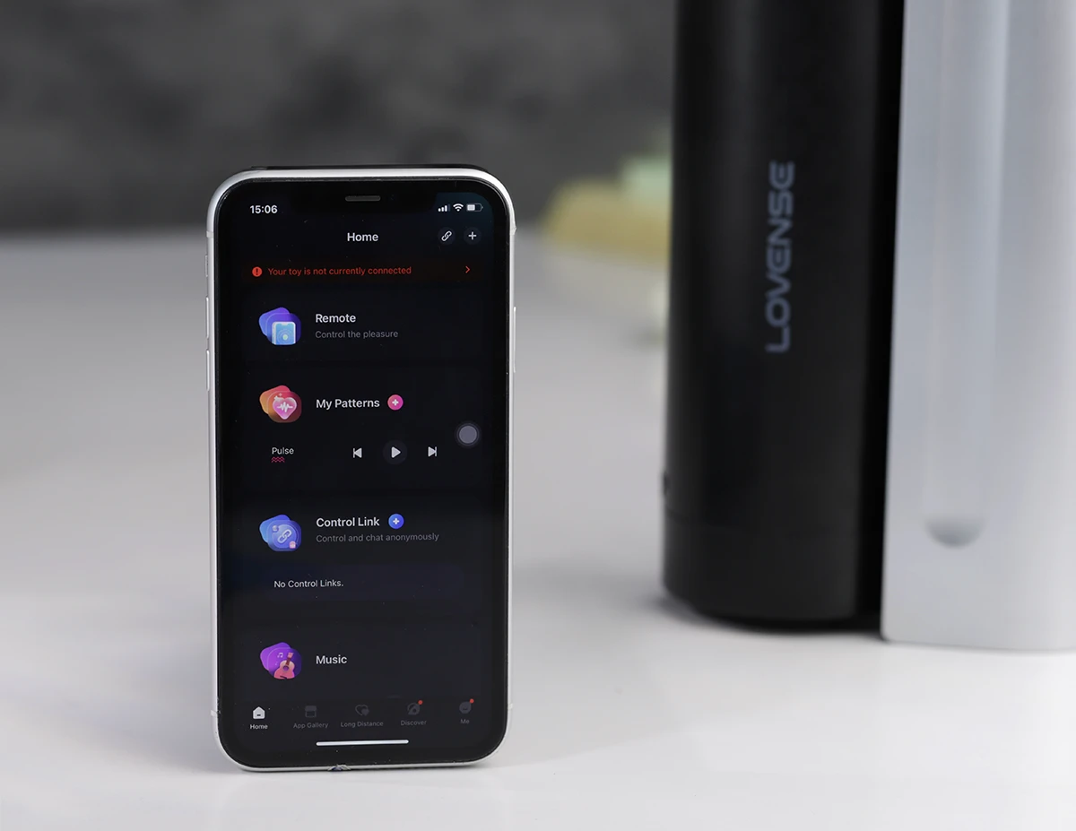 Âm đạo giả Lovense Solace Pro AI máy thủ dâm cao cấp