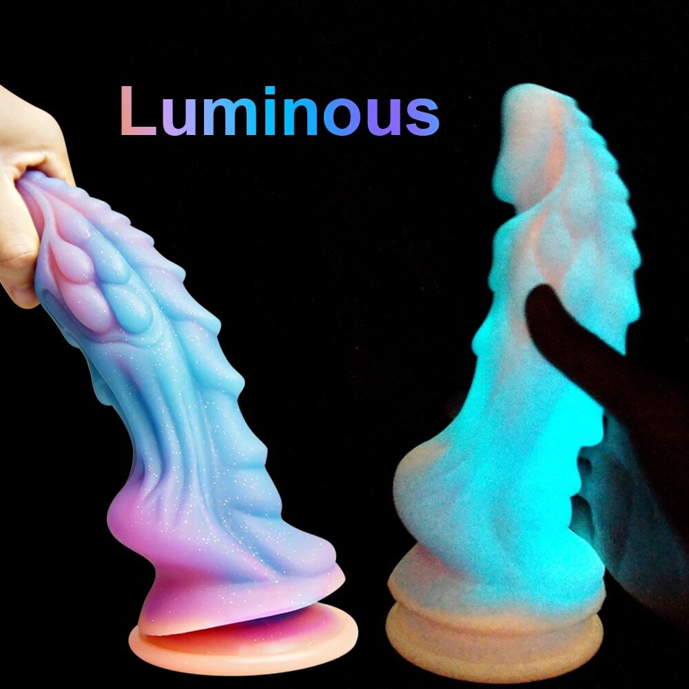 Đồ chơi tình dục phát sáng rồng lớn nhiều màu đế dán tường