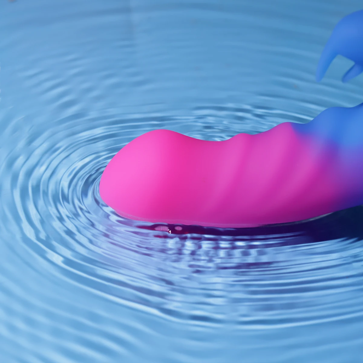 dương vật giả loving world ct1917 rung ngoáy massage lưỡi điều khiển từ xa