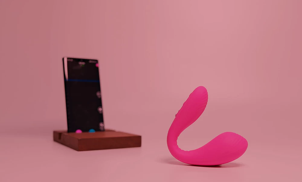 Lovense Quake trứng rung điều khiển từ xa 2 đầu silicone