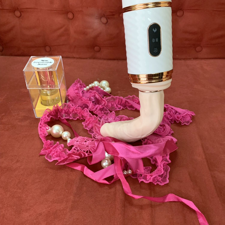 Dương vật giả Cyclone Fire rung thụt sưởi ấm điều khiển xa sạc USB