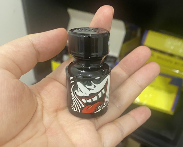 Popper Glow Job Black 10ml Đen mạnh mẽ Tăng khoái cảm nhanh Popper Glow Job Black 10ml Đen mạnh mẽ Tăng khoái cảm nhanh