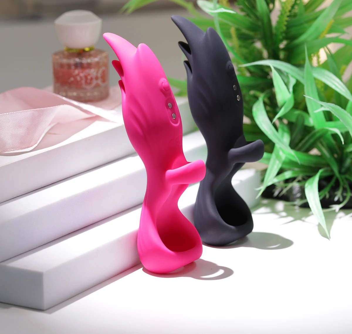 Yeain Finger Magic máy rung đeo ngón tay tăng khoái cảm, kích thích điểm G Yeain Finger Magic máy rung đeo ngón tay tăng khoái cảm, kích thích điểm G