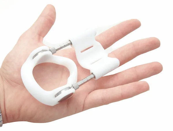Máy Tập Pro Extender An Toàn Kéo Dài Dương Vật Tự Nhiên — So sánh Máy Tập Pro Extender Làm To Và Kéo Thẳng Dài Dương