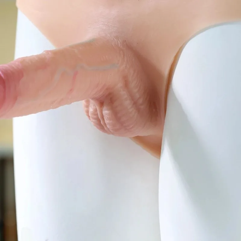 Quần tam giác gắn dương vật giả rỗng ruột cho nam Jiuai mềm — hình 16