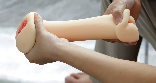 Gối thủ dâm Manmiao kết hợp âm đạo giả mềm mại gối nhung 2 mặt