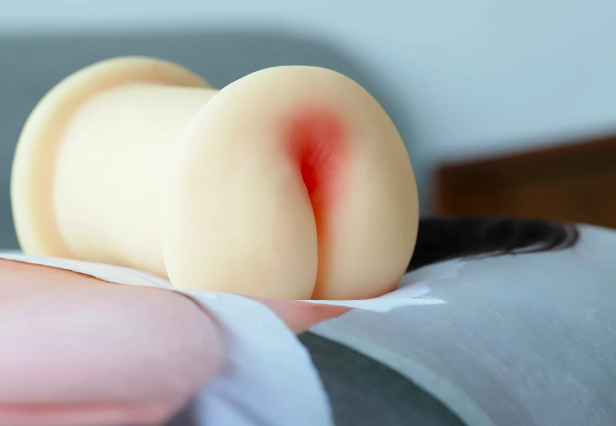 Gối thủ dâm Manmiao kết hợp âm đạo giả mềm mại gối nhung 2 mặt