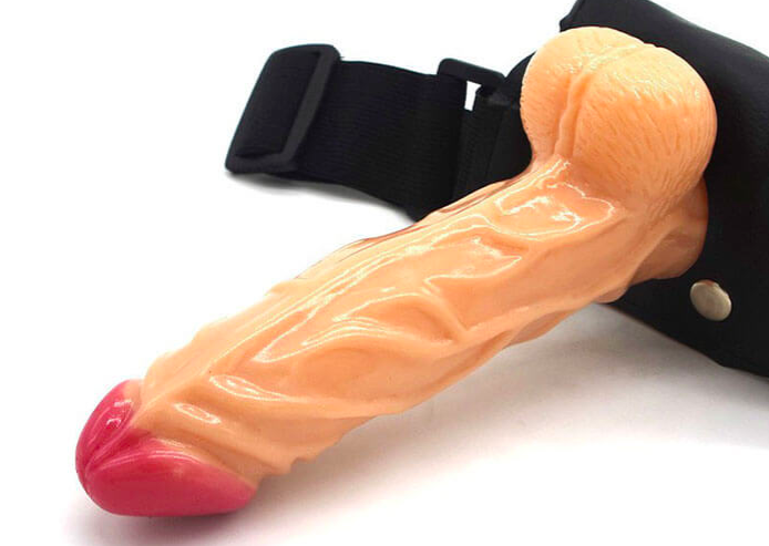 Dương vật dây đeo rỗng ruột dành cho nam