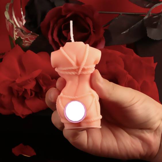 Nến tình dục hình body cô gái đèn cầy bạo dâm BDSM