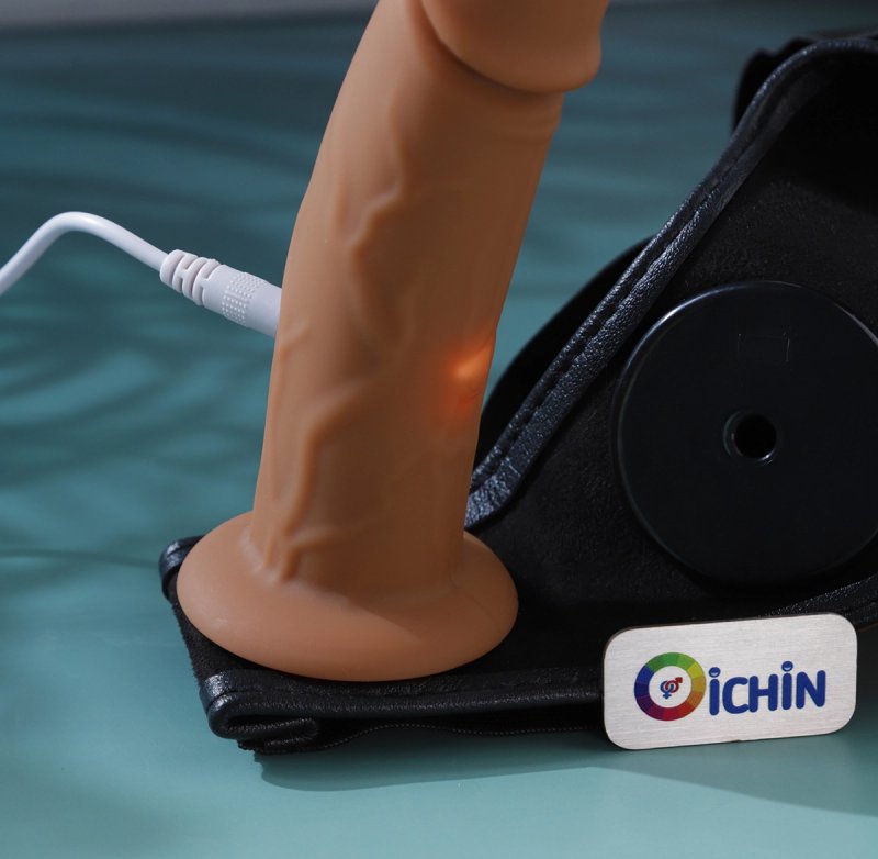 Ảnh cắm sạc đỏ đèn sạc trong 2 giờ, dùng 1 giờ