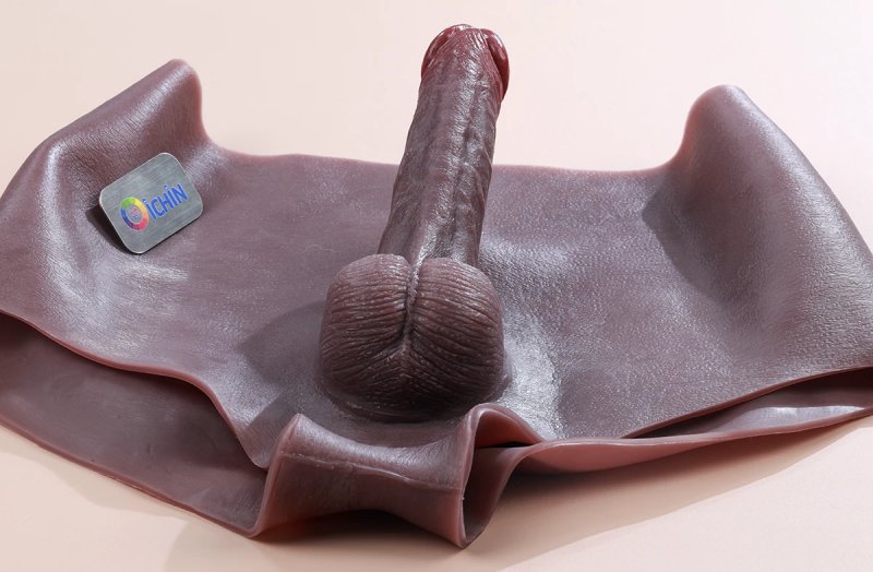 Thiết kế sextoy liền quần, không lo lọt nước vào các khe may