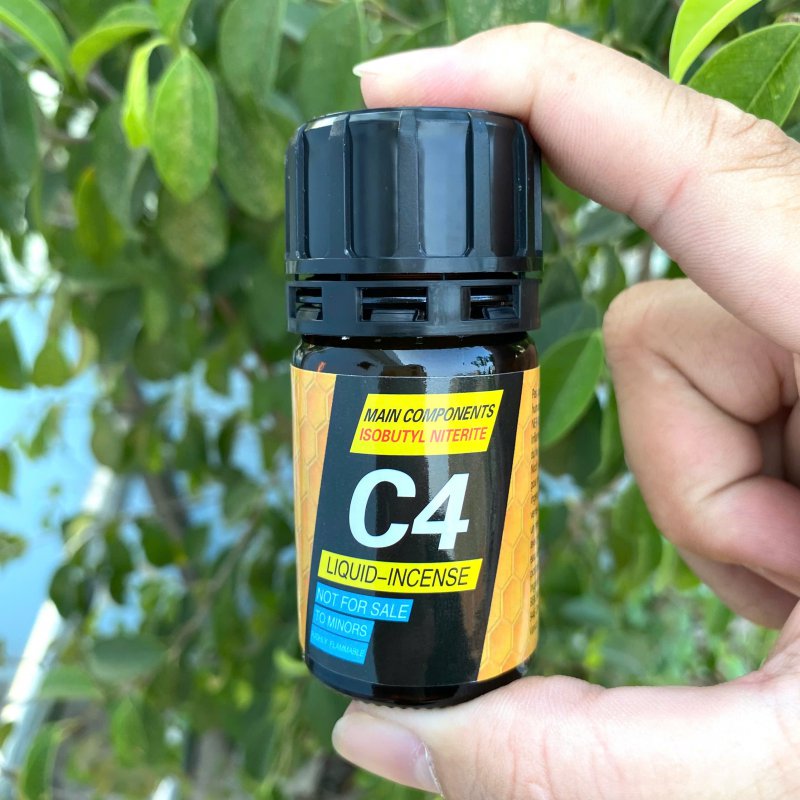Popper C4 vàng USA 40ml tăng hưng phấn tức thì