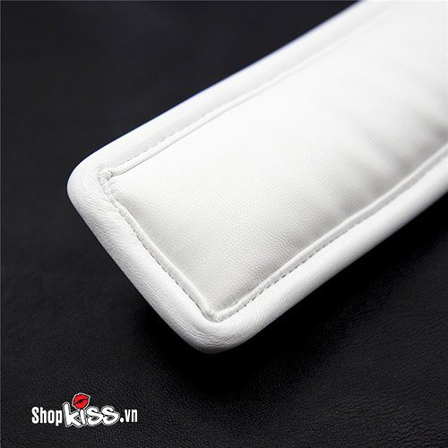Dụng cụ bạo dâm xích cổ da trắng êm ái, kích thích nhanh
