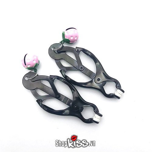 Bộ kẹp núm vú ngọt ngào hình trái dâu – Kích thích, thú vị