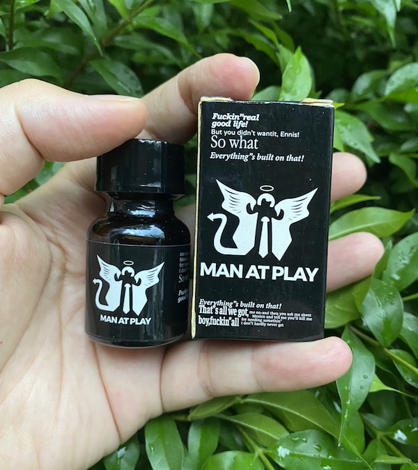 Nơi bán Popper Man At Play đen 10ml chính hãnh dành cho Top Bot loại mạnh cao cấp Nơi bán Popper Man At Play đen 10ml chính hãnh dành cho Top Bot loại mạnh cao cấp