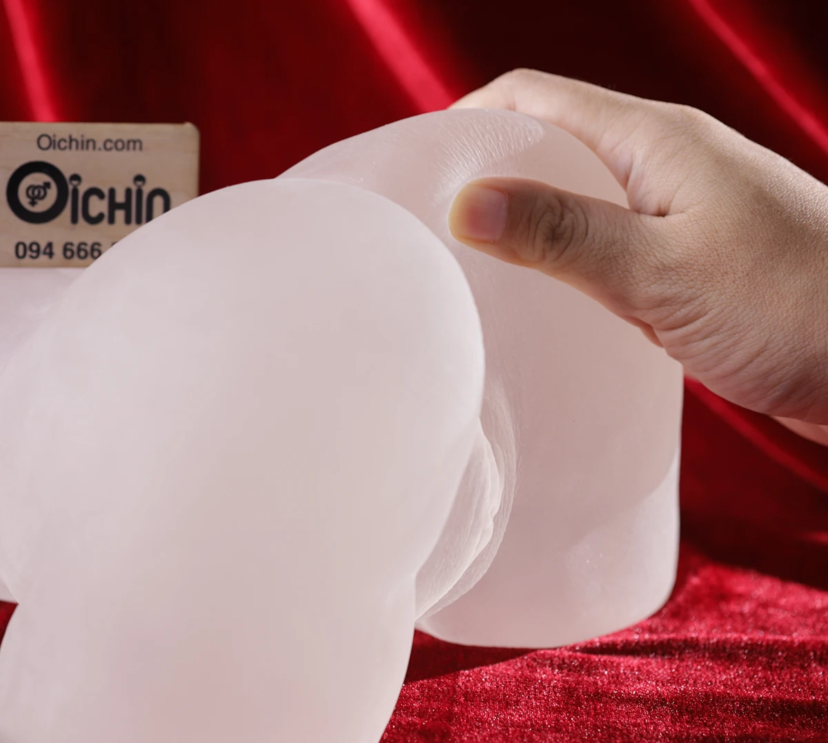COC mông giả trong suốt mang lại cảm giác chân thật kích thích