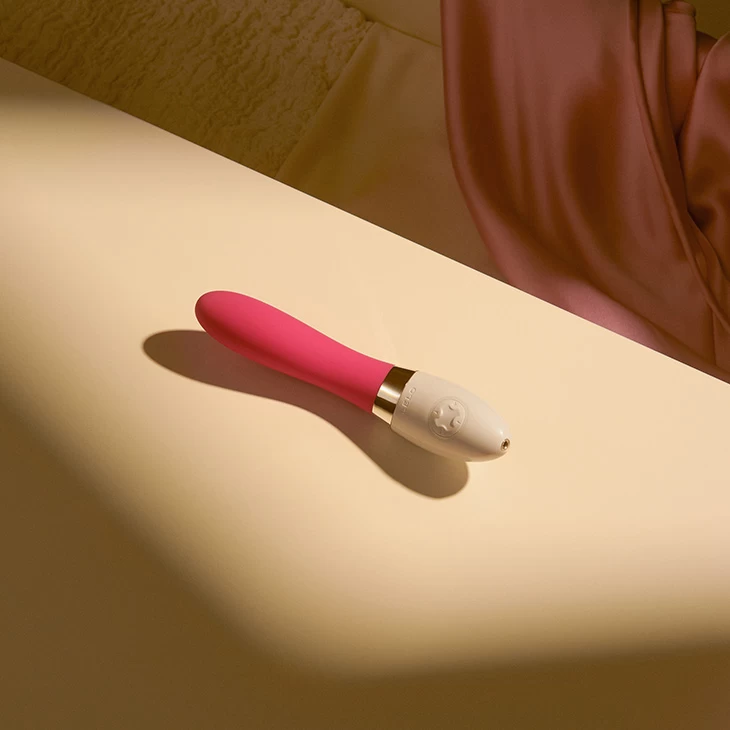 Cửa hàng bán Sex toy Nữ cao cấp nhỏ gọn 8 kiểu rung Lelo Liv 2 G Spot cao cấp Cửa hàng bán Sex toy Nữ cao cấp nhỏ gọn 8 kiểu rung Lelo Liv 2 G Spot cao cấp