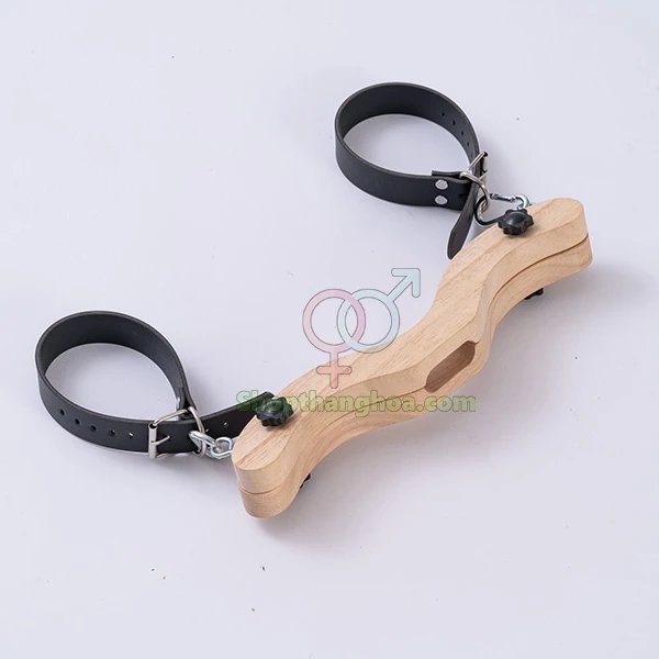 Đồ chơi SM kẹp bìu kích thích tra tấn nam đam mê BDSM