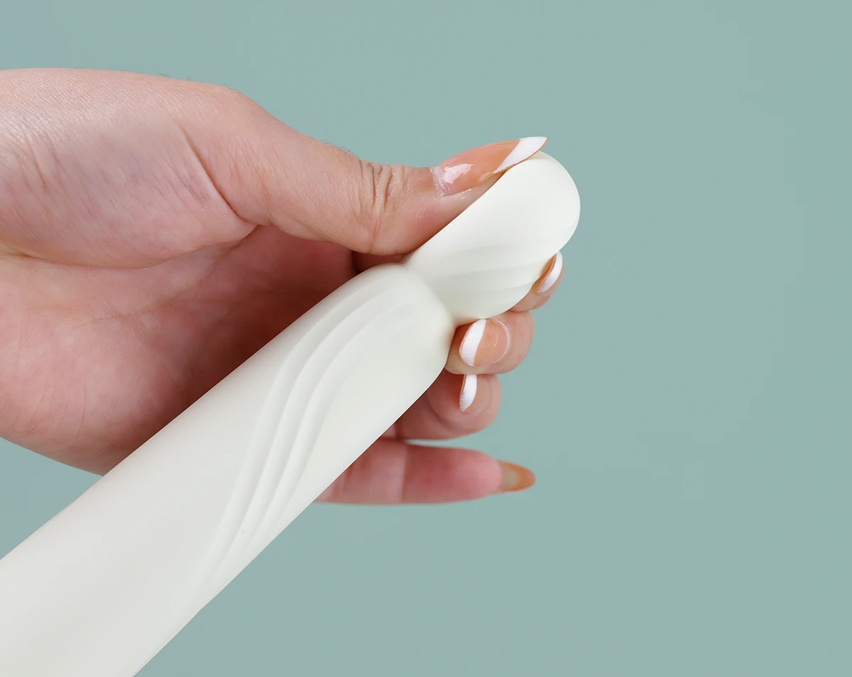 Chày rung Tenga Iroha Rin+ 6 chế độ rung kích thích cực êm