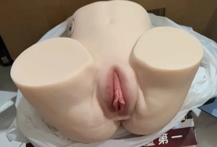Mizzzee Hashimoto OAB NEW Mông giả 4kg rung hút như thật tpe kháng khuẩn Mizzzee Hashimoto OAB NEW Mông giả 4kg rung hút như thật — Chất liệu TPE cao cấp