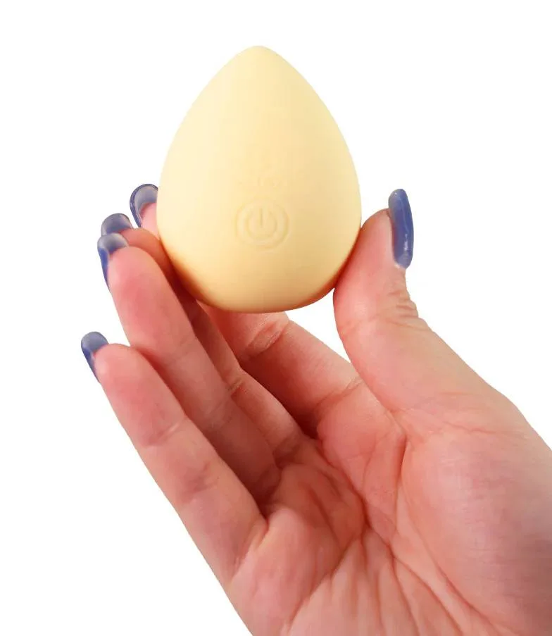 Máy Rung Âm Vật Mini Blenva Bonbon Hình Mút Trang Điểm Massge Êm Ái Nhỏ Gọn Kín Đáo Máy Rung Âm Vật Mini Blenva Bonbon Hình Mút Trang Điểm — Chống nước tiện lợi – Dễ vệ sinh, linh hoạt không gian