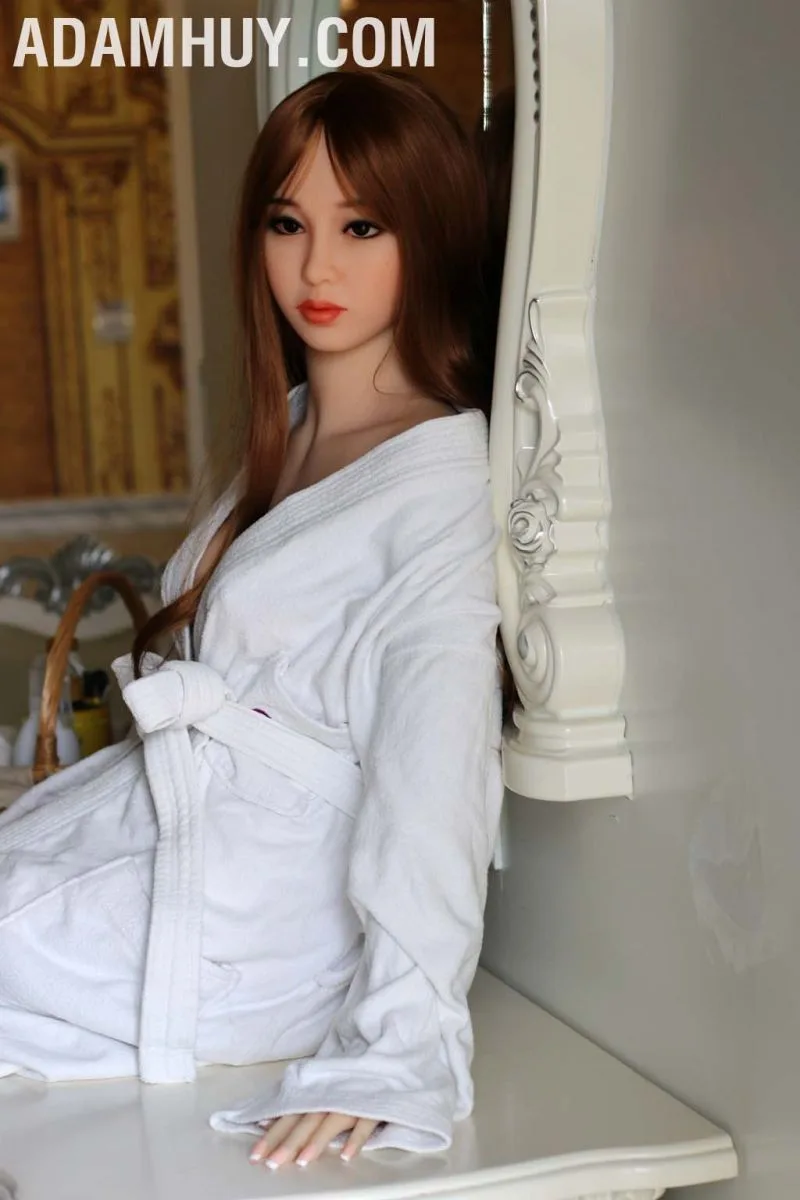 Búp bê WM MAYUMI 153CM thật như người tỉ mỉ từng chi tiết — Chất liệu S‑TPE y tế mềm mại, nâng tầm cảm giác thật