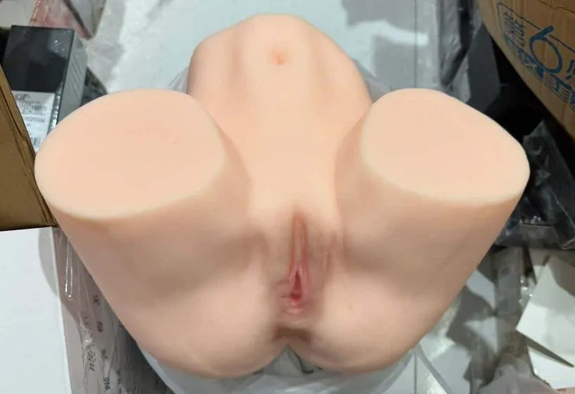 Mông Giả Nguyên Khối Hashimoto Nao 9kg Cao Cấp Đúc Khuôn Người Thật TPE Mềm Mịn Vân Da 4D Mông Giả Nguyên Khối Hashimoto Nao 9kg Cao Cấp Đúc Khuôn — Thiết Kế Nguyên Khối Đầm Chắc