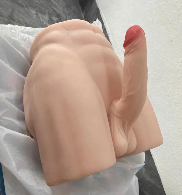 Mông Giả Nam Mềm Mại Uốn Cong Tự Nhiên Kích Thích Cảm Giác — Ưu điểm vượt trội của mông giả nam kèm dương vật mềm mại