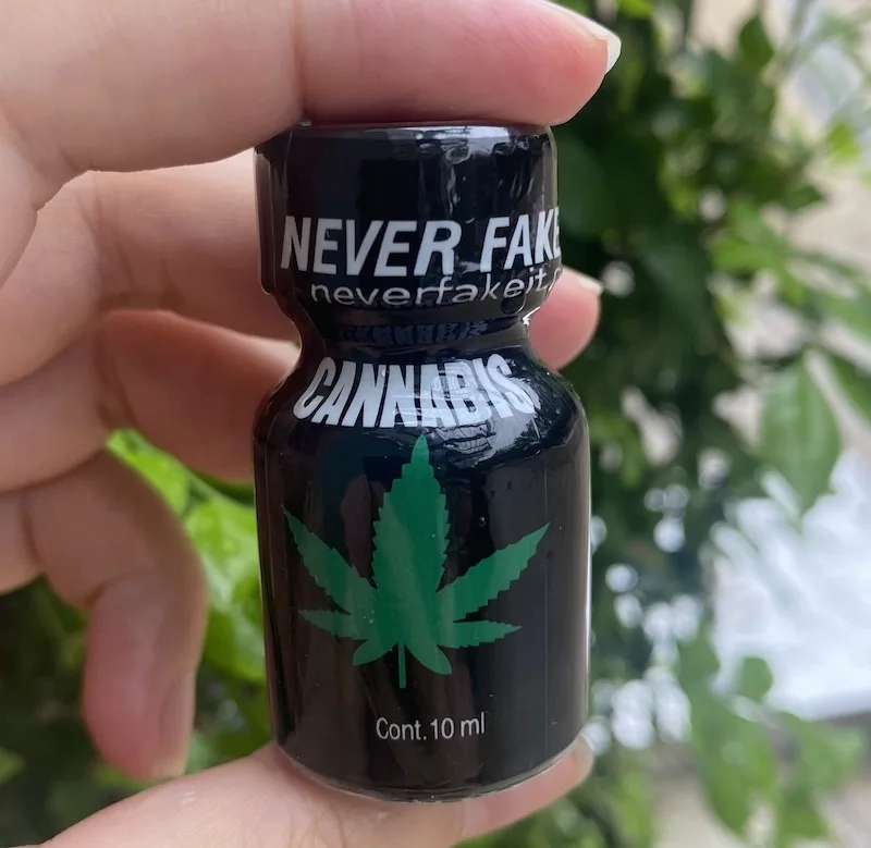 Popper Cannabis 10ml chính hãng Mỹ dành cho Top Bot — Là sản phẩm chính hãng với dấu hiệu nhận biết rõ ràng