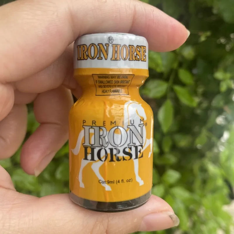 Popper Iron Horse 10ml Mỹ chính hãng PWD tăng khoái cảm mạnh — Iron Horse – Sự lựa chọn đỉnh cao cho những cuộc vui thăng