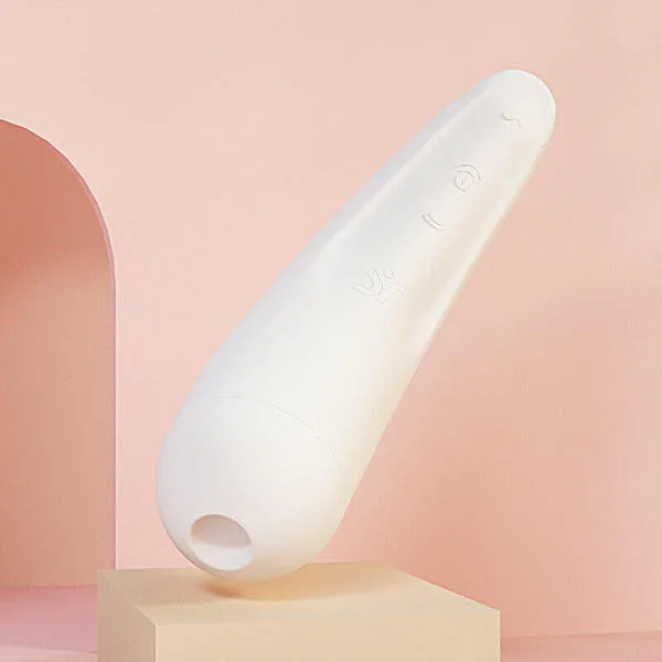 Satisfyer Curvy 2+ Air Pulse Máy Kích Thích Âm Vật Sóng Áp Suất Điều Khiển Qua App Satisfyer Curvy 2+ Air Pulse Máy Kích Thích Âm Vật Sóng Áp — Điều Khiển Thông Minh Qua App Satisfyer Connect