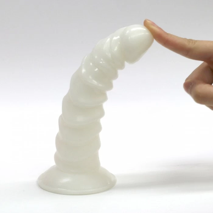 Dương vật giả SSI Japan White Lover mềm mại an toàn chất — Tính năng gắn tường đa dạng tư thế